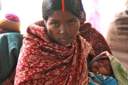Sostegno madri neonati ONG Maitri